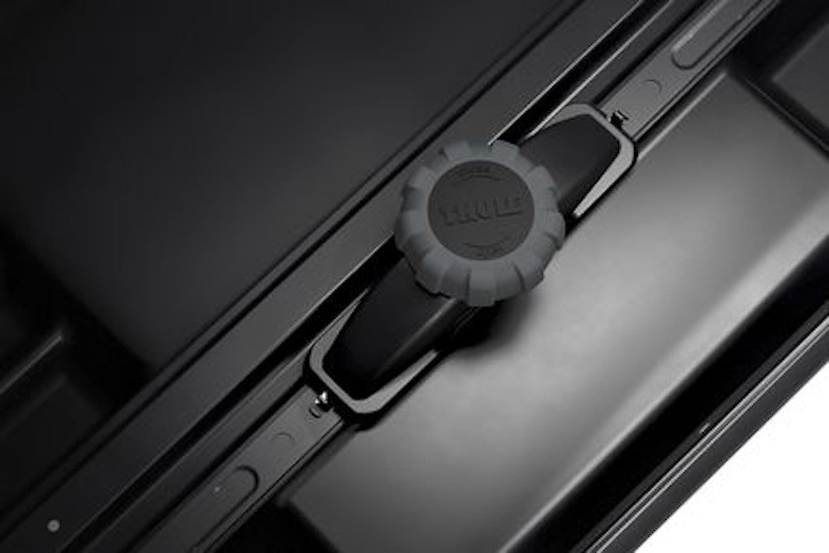 THULE MOTION 3 SPORT automobilio stogo bagažinė – blizgi juoda