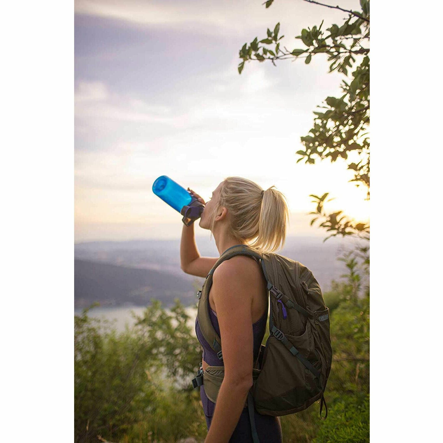 CAMELBAK CHUTE MAG 600ML ūdens pudele - pelēka